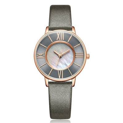 Correia de couro Shell Dial do relógio de Pin Buckle Women Quartz Wrist