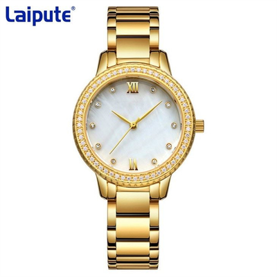Das mulheres traseiras do movimento de quartzo do relógio do bracelete da curvatura da tartaruga Diamond Watch de aço inoxidável