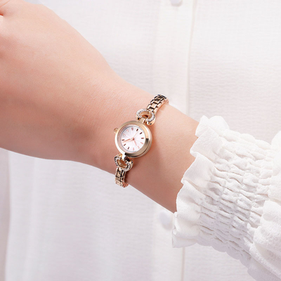 Relógio de pulso de aço inoxidável de moedura fino Diamond Encrusted Dial de quartzo