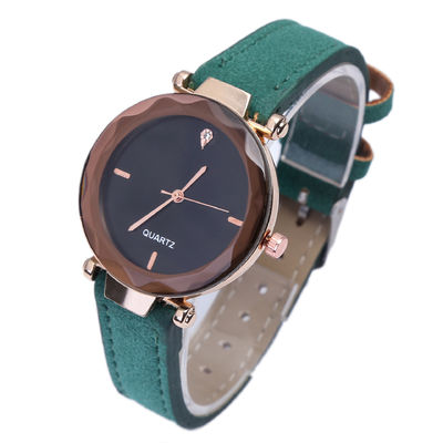 A faixa real de Laipute Diamond Watches For Women 23cm Legether equipou-se